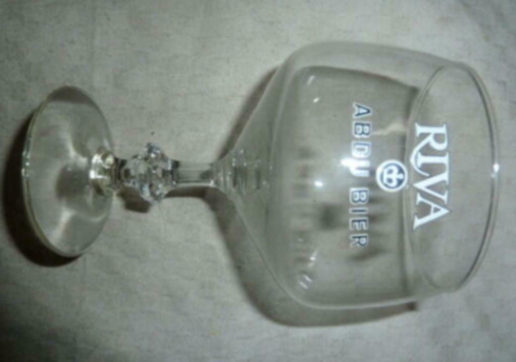 #M bier glas RIVA ABDIJ BIER Brouwerij Riva - Dentergem, Ophalen of Verzenden, Nieuw, Bierglas