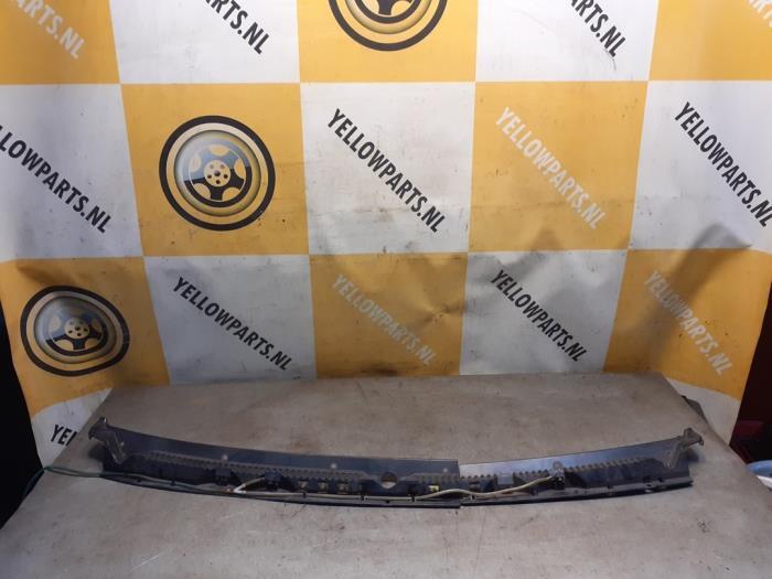 Paravent d'un Suzuki Vitara, -, 3 mois de garantie, Utilisé, -
