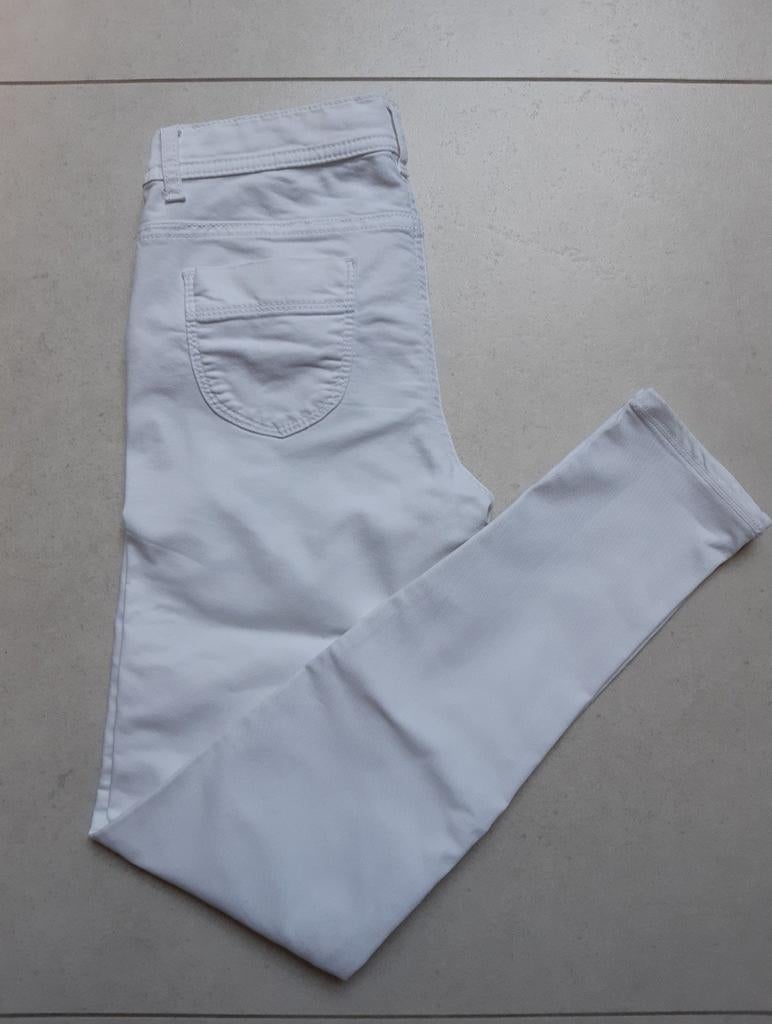 Jeans blanc Benetton taille 26 (XS), Vêtements | Femmes, Enlèvement ou Envoi, United Colors of Benetton, Blanc, Comme neuf