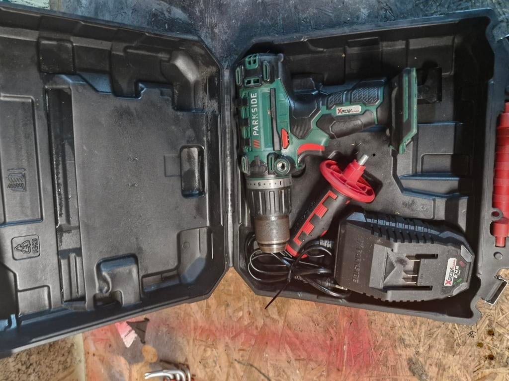 vendre : visseuse-perceuse Parkside 0491.30.91.77, Bricolage & Construction, Outillage | Foreuses, Comme neuf, Perceuse, Enlèvement ou Envoi