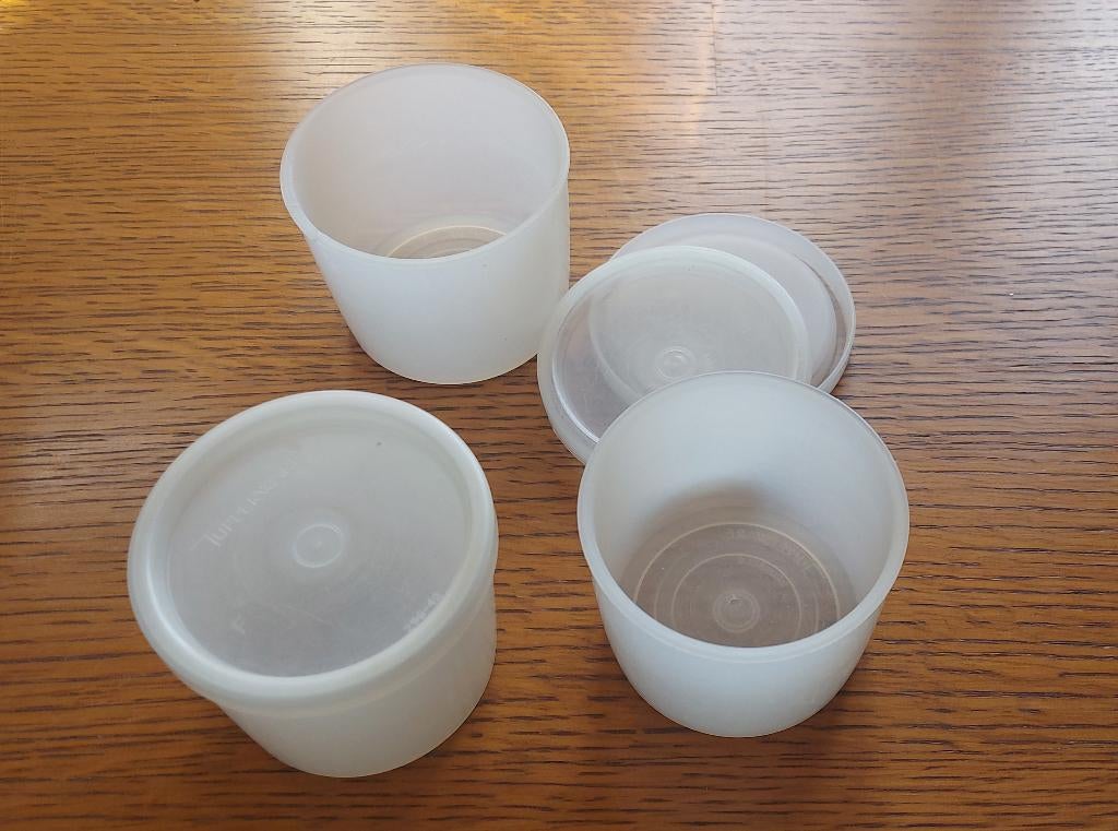 5 kleine Tupperware-potjes met deksel (wit), Huis en Inrichting, Keuken | Tupperware, Gebruikt, Bus of Trommel, Wit, Ophalen