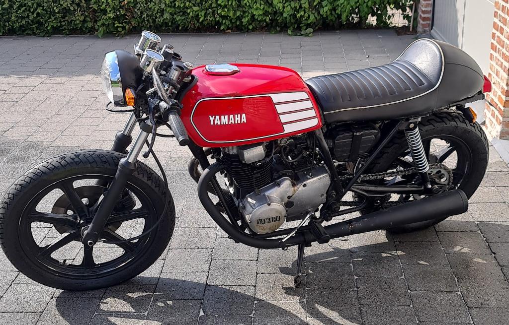 Yamaha xs400 Heritage 1982 café racer, 2 cylindres, 399 cm³, 12 à 35 kW, Sport