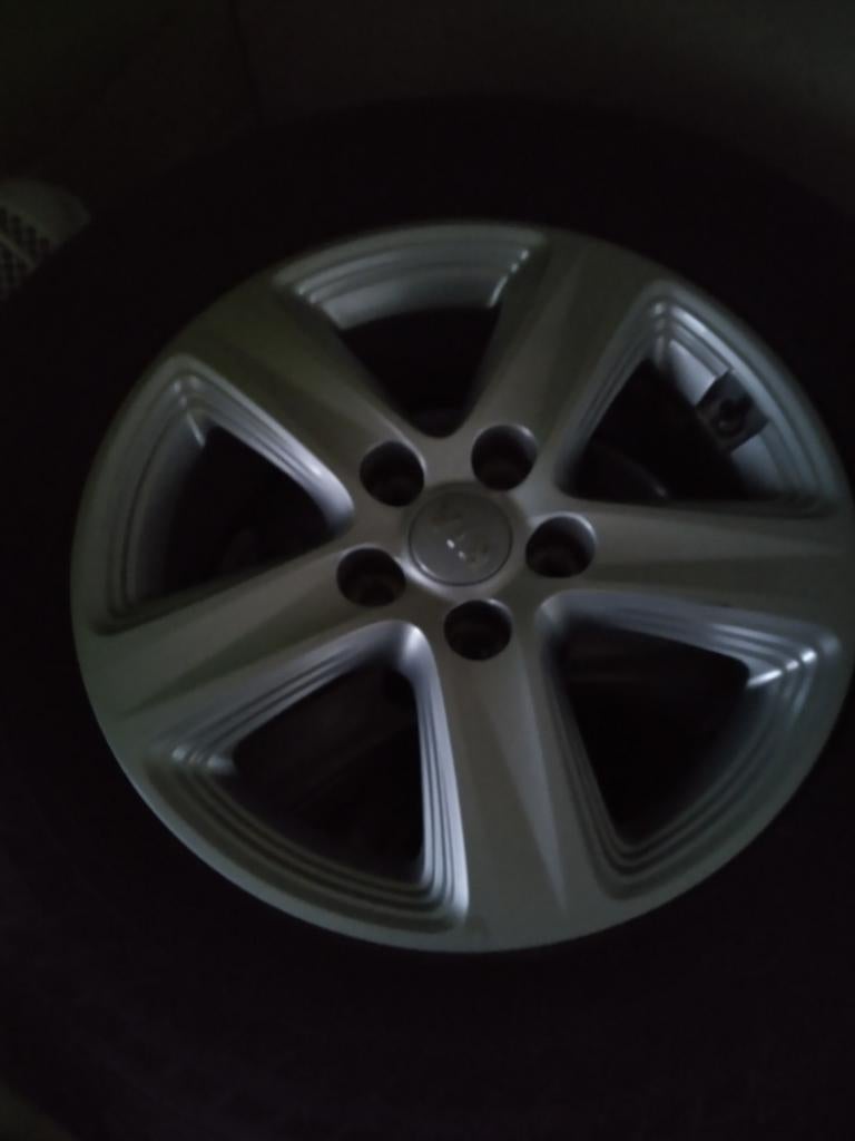 Originele Kia Sportage wintervelgen en banden, Auto-onderdelen, Ophalen, Gebruikt, Winterbanden, Band(en)