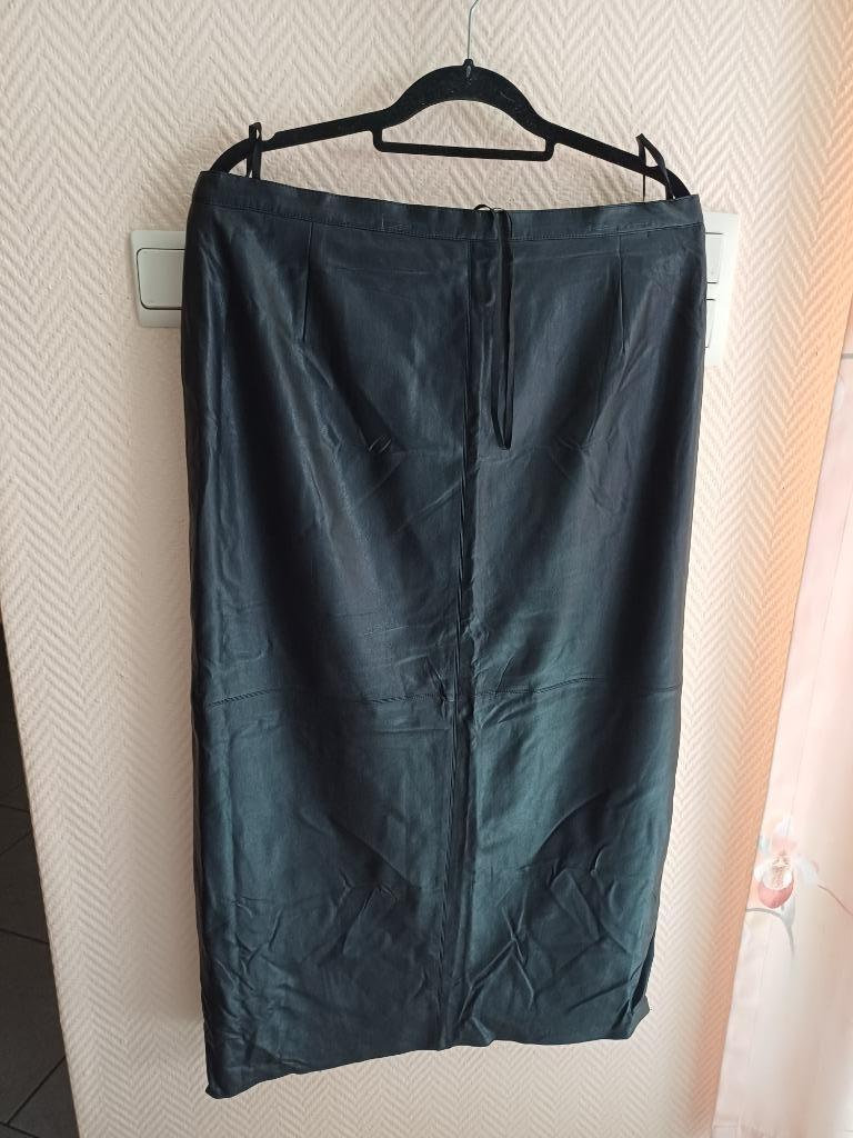 jupe  46, Taille 46/48 (XL) ou plus grande, Enlèvement ou Envoi, Comme neuf, Sous le genou