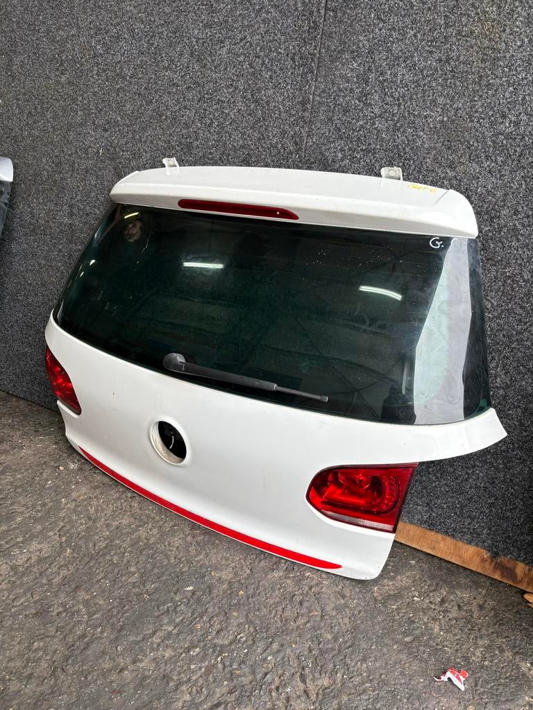 HAYON POUR VOLKSWAGEN GOLF 6 2013, Enlèvement, Avant, Volkswagen, Haillon arrière