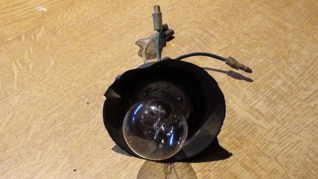 YAMAHA RD400DX 1977 ORIGINELE VOORLICHT LAMPHOUDER MET LAMP, Enlèvement
