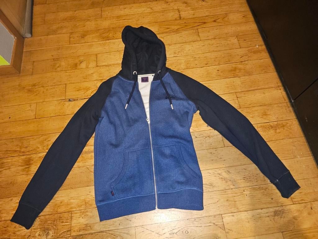 Pull SUPERDRY, Enlèvement, Comme neuf