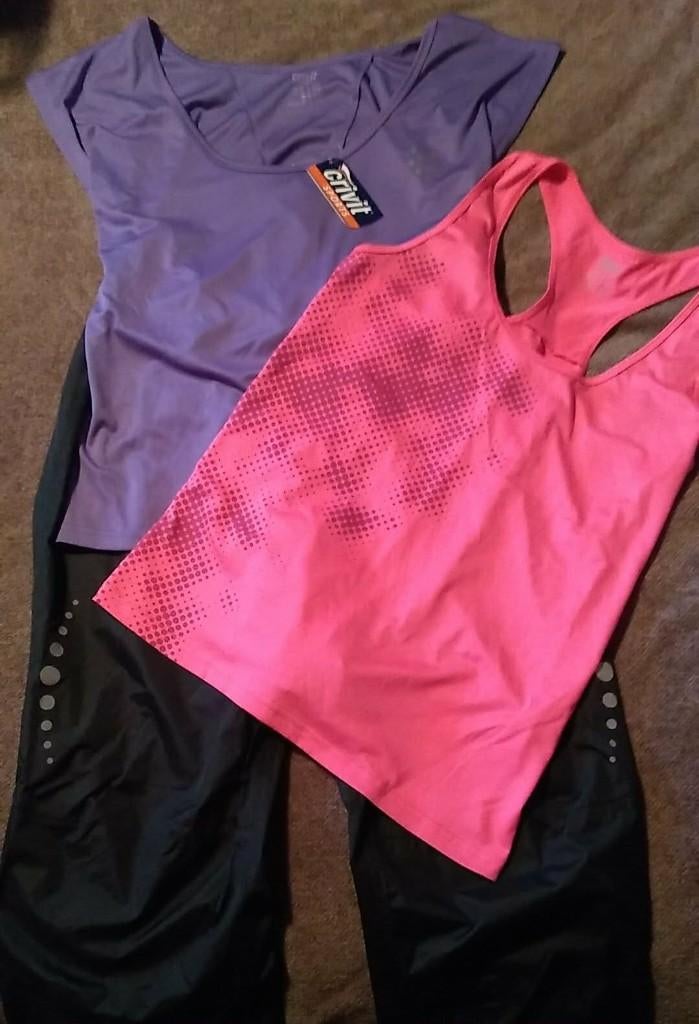 Set loop broek dames Crivit sports met 2 loop shirts Crivit, Kleding | Dames, Crivit, Ophalen of Verzenden, Maat 42/44 (L), Zwart