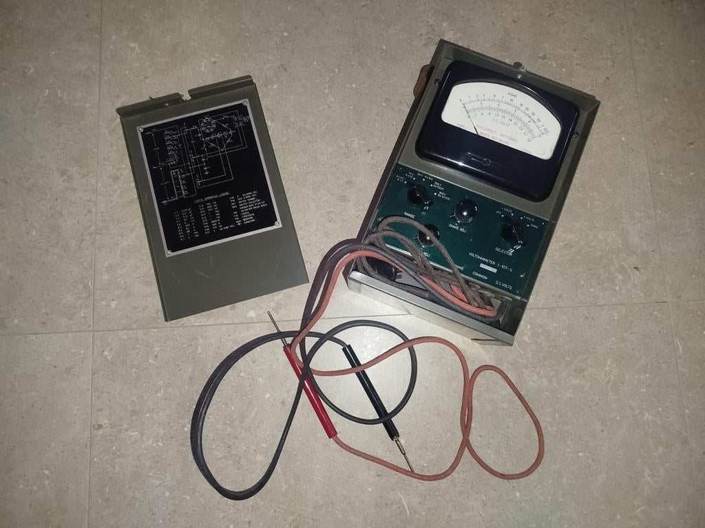 Voltmètre Metrix 742 - excellent état (boîte métallique), Ophalen