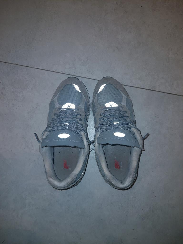 New Balance 2002 r, Ophalen