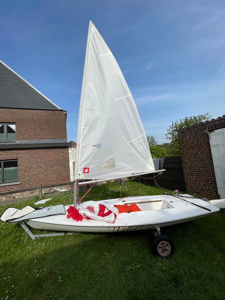 Voilier Ilca (laser) + accessoires, Enlèvement, Utilisé