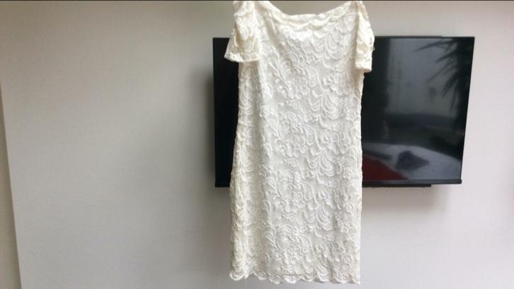 Belle robe d'été stretch en dentelle. Petit., Divided, Enlèvement ou Envoi, Taille 36 (S), Comme neuf