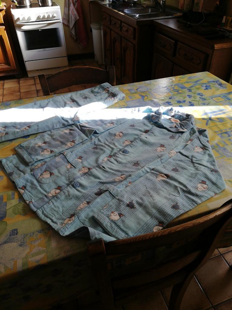 Pyjama garçon Jusqu'au Lever du Jour. Taille 14 ans., Enlèvement ou Envoi, Comme neuf, Garçon
