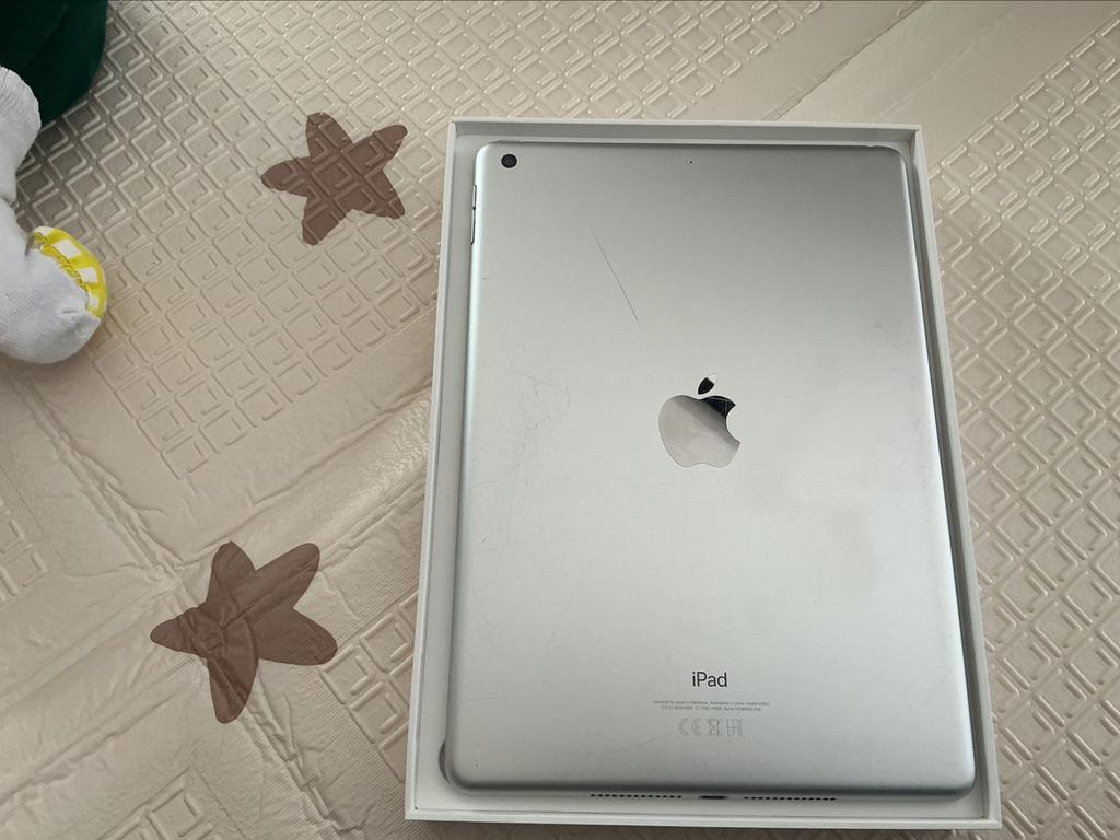 Ipad blanc 32g 4’ générations, Informatique & Logiciels, Apple iPad Tablettes, 32 GB, Apple iPad, Enlèvement, Utilisé