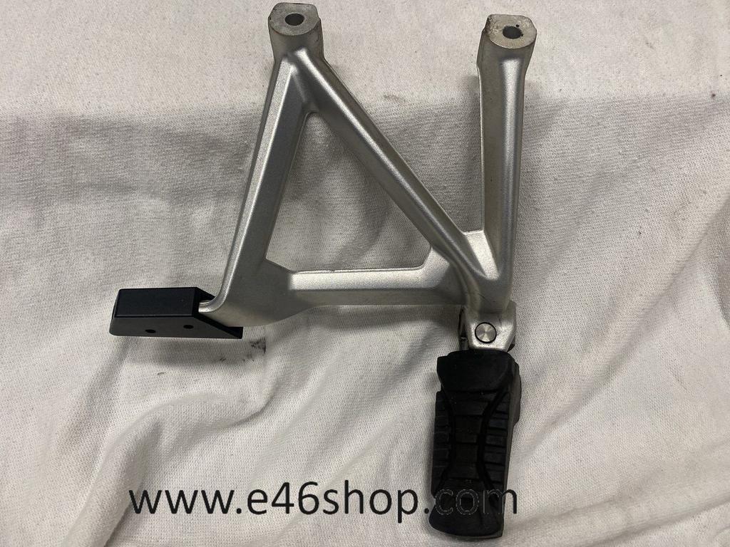 VOETSTEUN RECHTS ACHTER BMW R1200GS R1250GS  RECHTS ACHTER, Motoren, Gebruikt, -, -, Ophalen of Verzenden