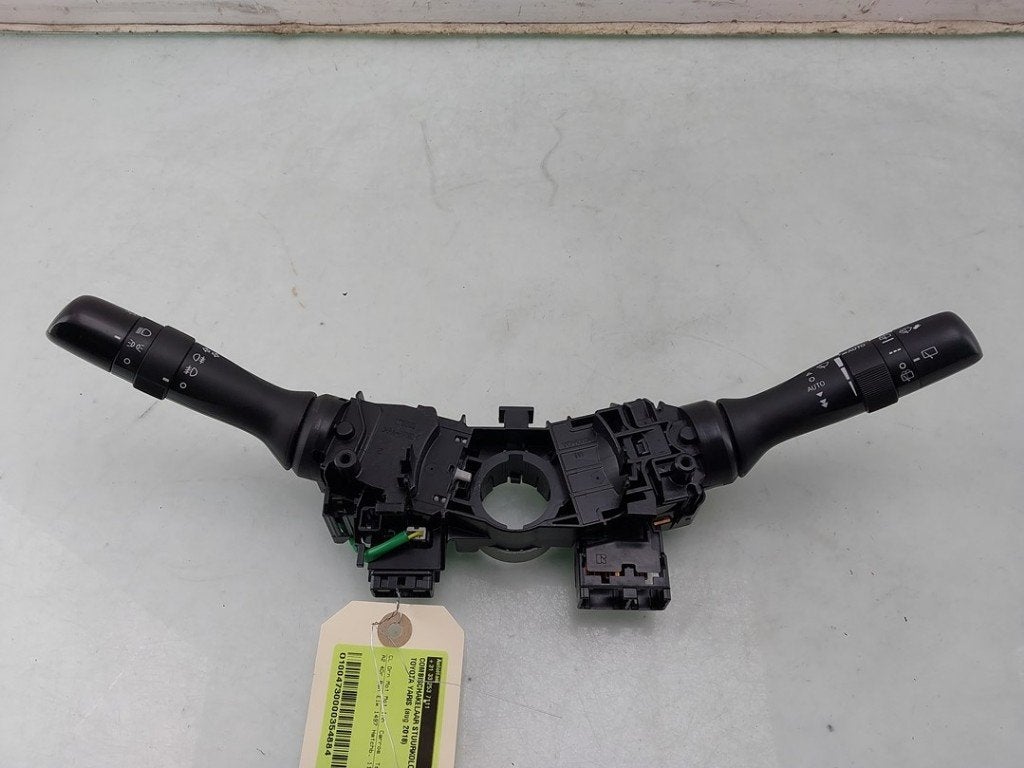 COMBISCHAKELAAR STUUR Toyota Yaris III (P13), Gebruikt, Kundenbetreuung@toyota.de, Toyota, Toyota-Allee 2
50858  Köln, DE