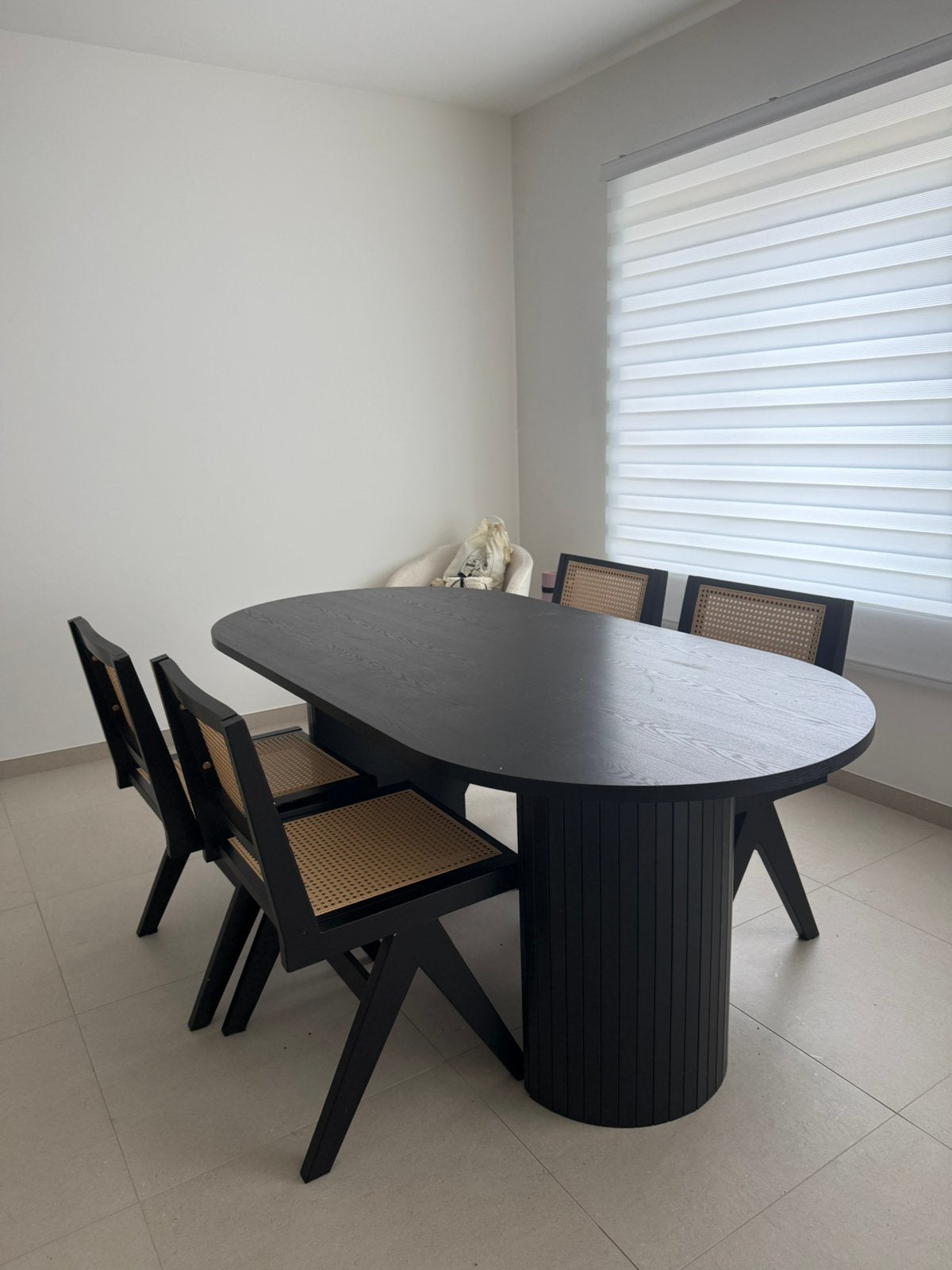 Table a manger + 4 chaises, Maison & Meubles, Enlèvement, Utilisé, Quatre personnes