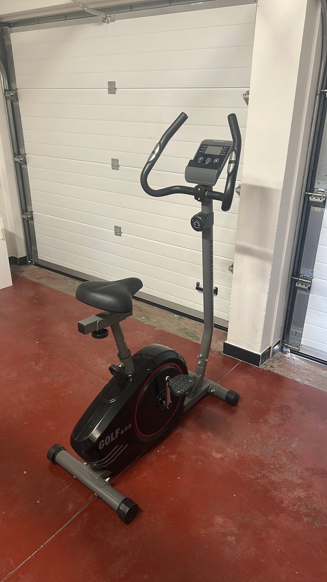 Hometrainer, Ophalen, Kunststof, Zo goed als nieuw, Benen