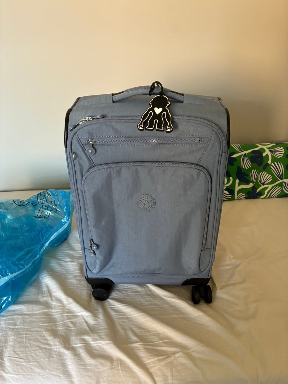 Valise Kipling, stylée plusieurs poches neuf dimensions phot, Bijoux, Sacs & Beauté, Valises, Enlèvement