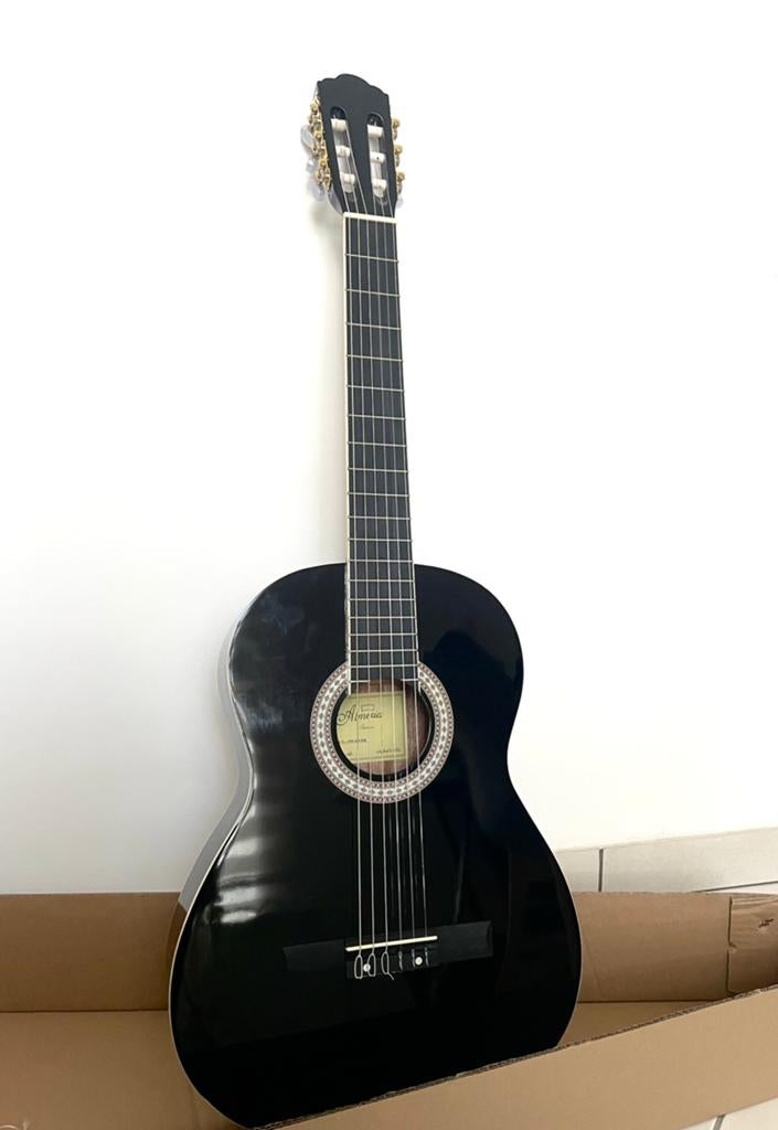 Guitare classique 4/4 (L'Almeria CG-390 Black), Ophalen, Zo goed als nieuw