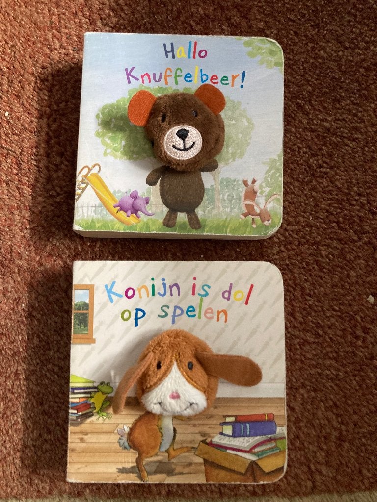 4 baby- en peuterboekjes, Ophalen of Verzenden, Zo goed als nieuw, 0 tot 6 maanden