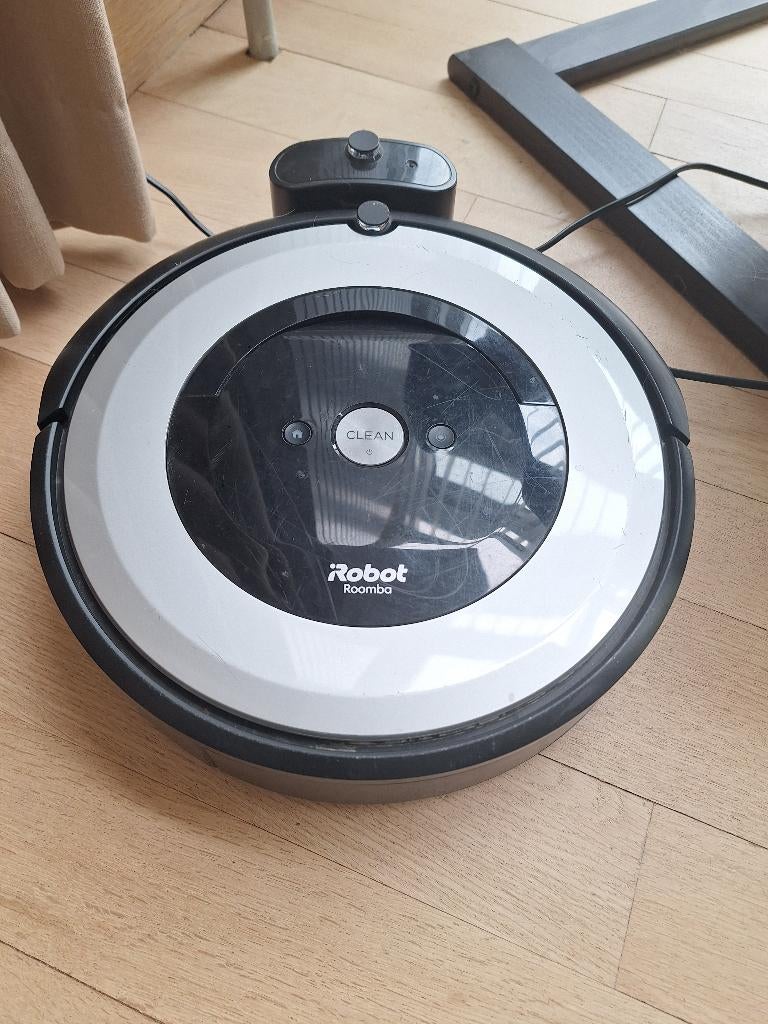 Roomba E5 gebruikt maar werkt nog perfectt, IRobot, Réservoir, Enlèvement, Utilisé