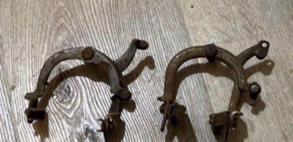 Anciens étriers, Vélos & Vélomoteurs, Enlèvement ou Envoi, Comme neuf
