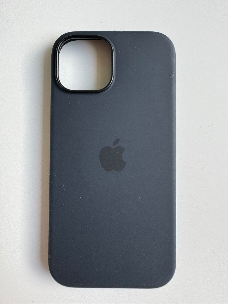 Apple iPhone 15 silicone case black, Neuf, IPhone 15, Étui de chargement, Silicone