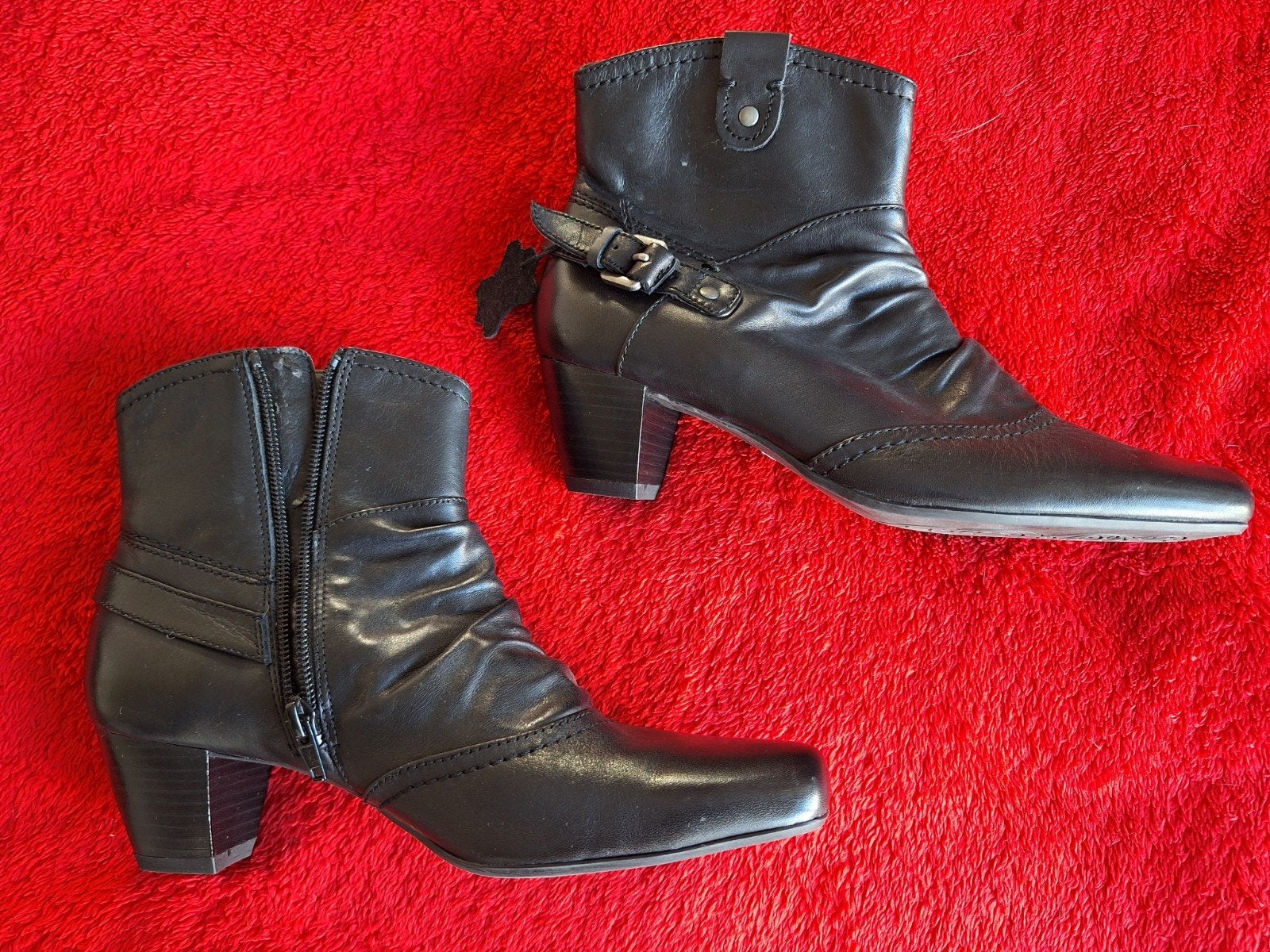 nouvelles bottes, Enlèvement ou Envoi