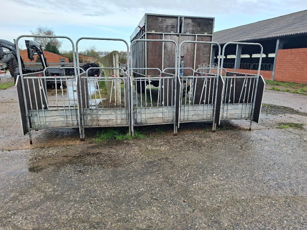 kalverboxen, Dieren en Toebehoren