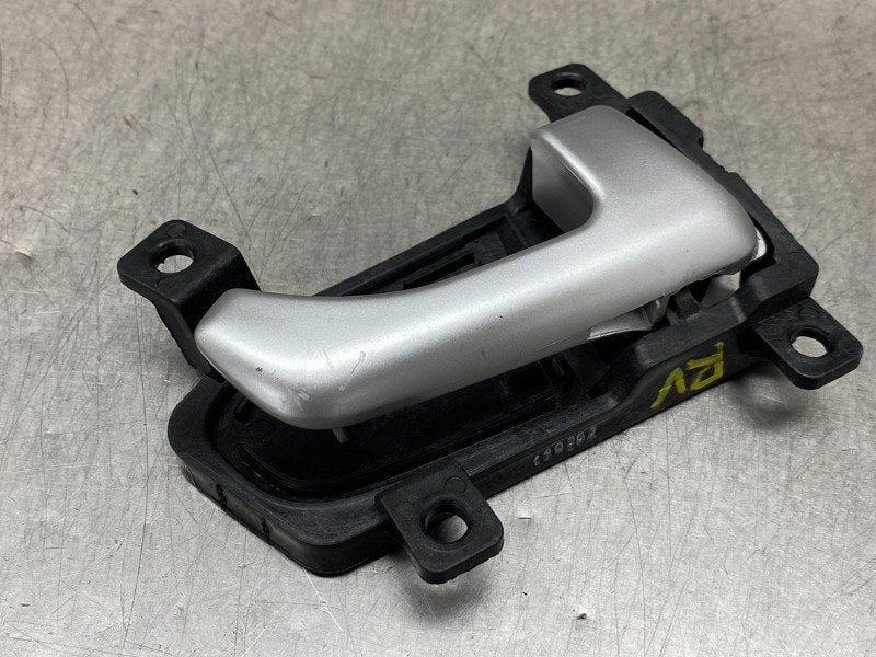 POIGNEE EXTERIEURE AVANT DROITE Kia Sportage (SL), Kia, Dhr. M. Roggen, Stadsweg 37 37
9917 PV  WIRDUM GR., NL, Droite