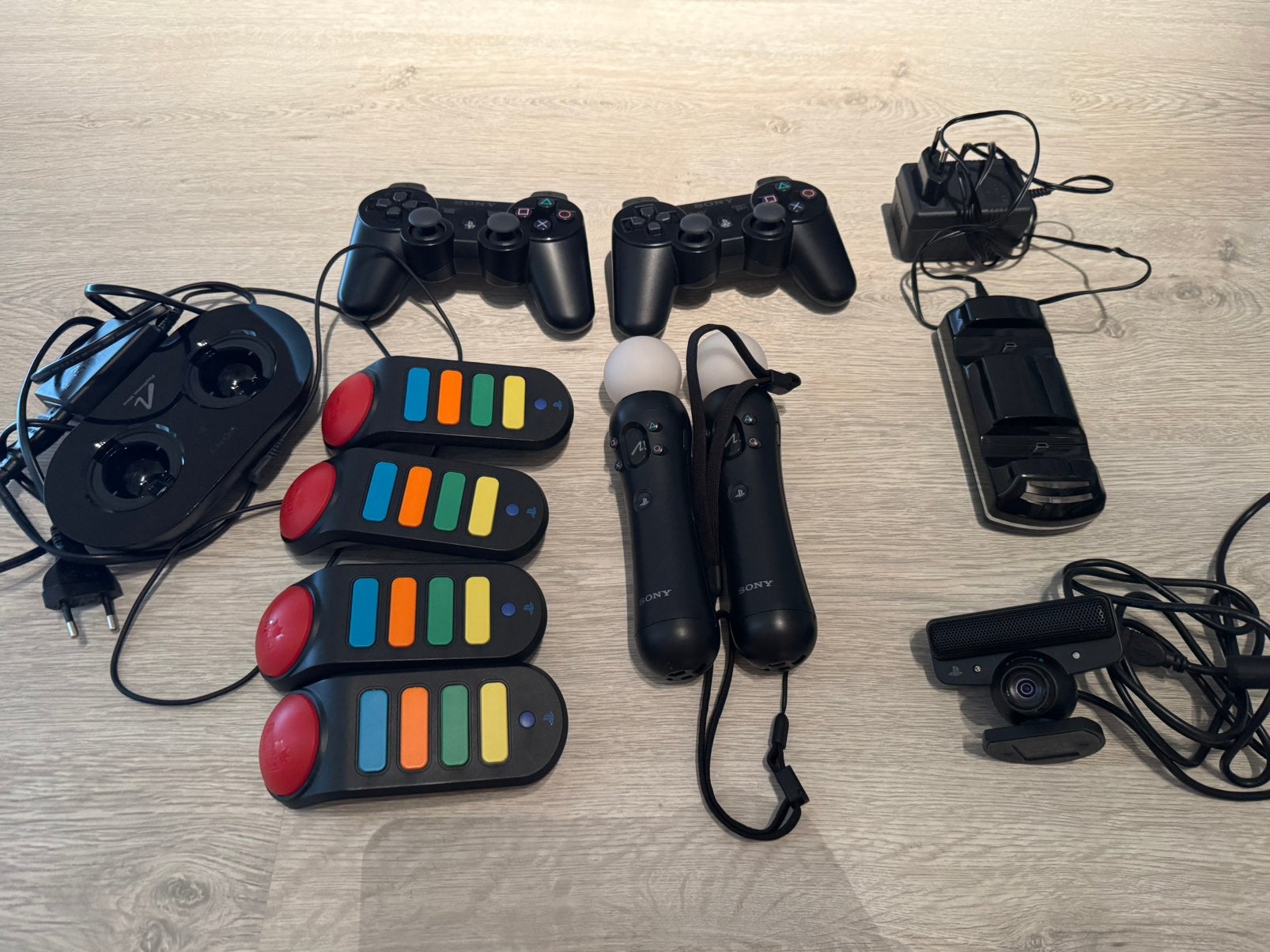 PlayStation 3 spellen en accessoires, Ophalen, Zo goed als nieuw, Met 2 controllers