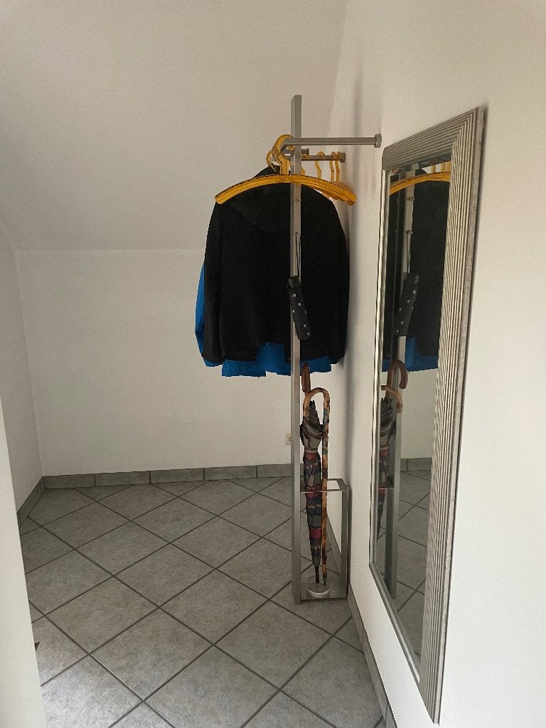 Rvs wandkapstok, Huis en Inrichting, Woonaccessoires | Kapstokken, Overige materialen, Zo goed als nieuw, 150 tot 200 cm, Ophalen