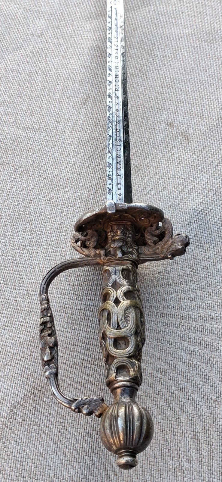 Épée rare et très luxueuse du XVIIe siècle, Collections, Enlèvement ou Envoi, Autres, Épée ou sabre