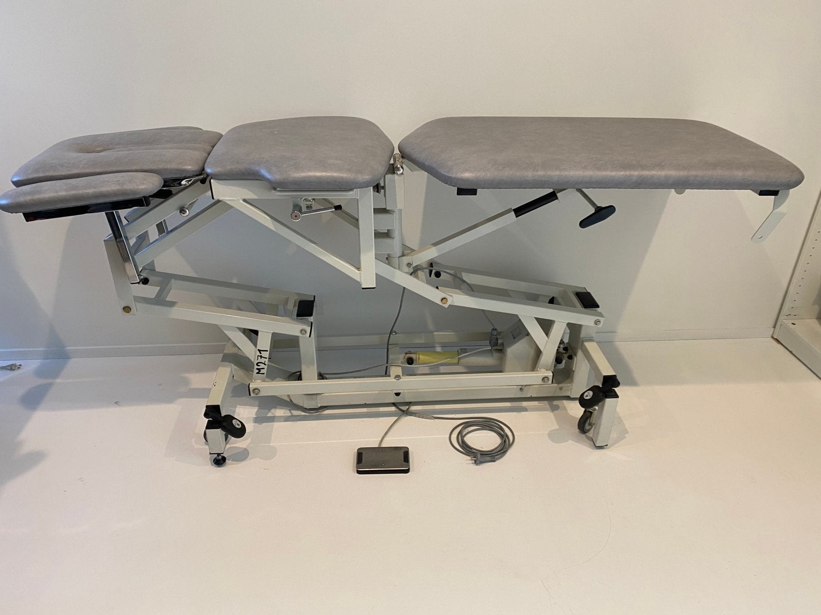 Table de traitement, Enlèvement, Utilisé, Table de massage