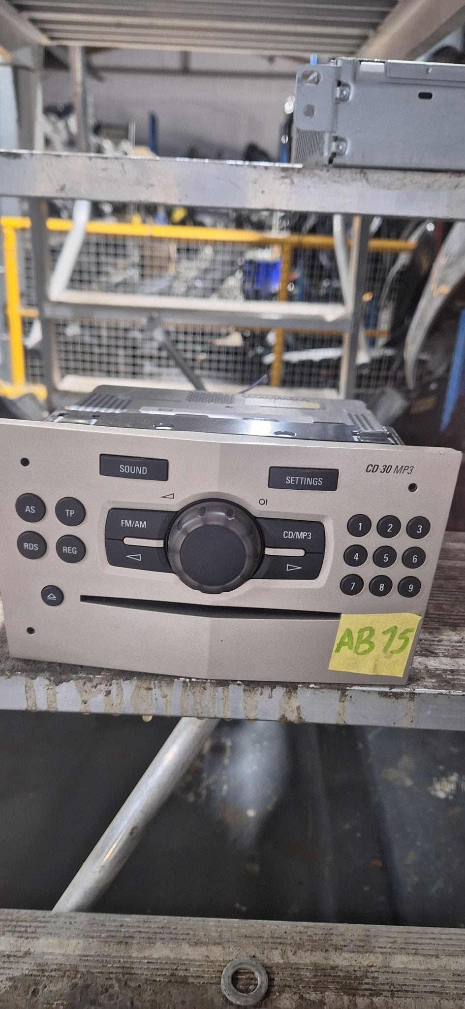 Originele Opel CD 30 MP3 Autoradio Zilver OEM 13254191 (Astr, Gebruikt, -, -, Ophalen of Verzenden