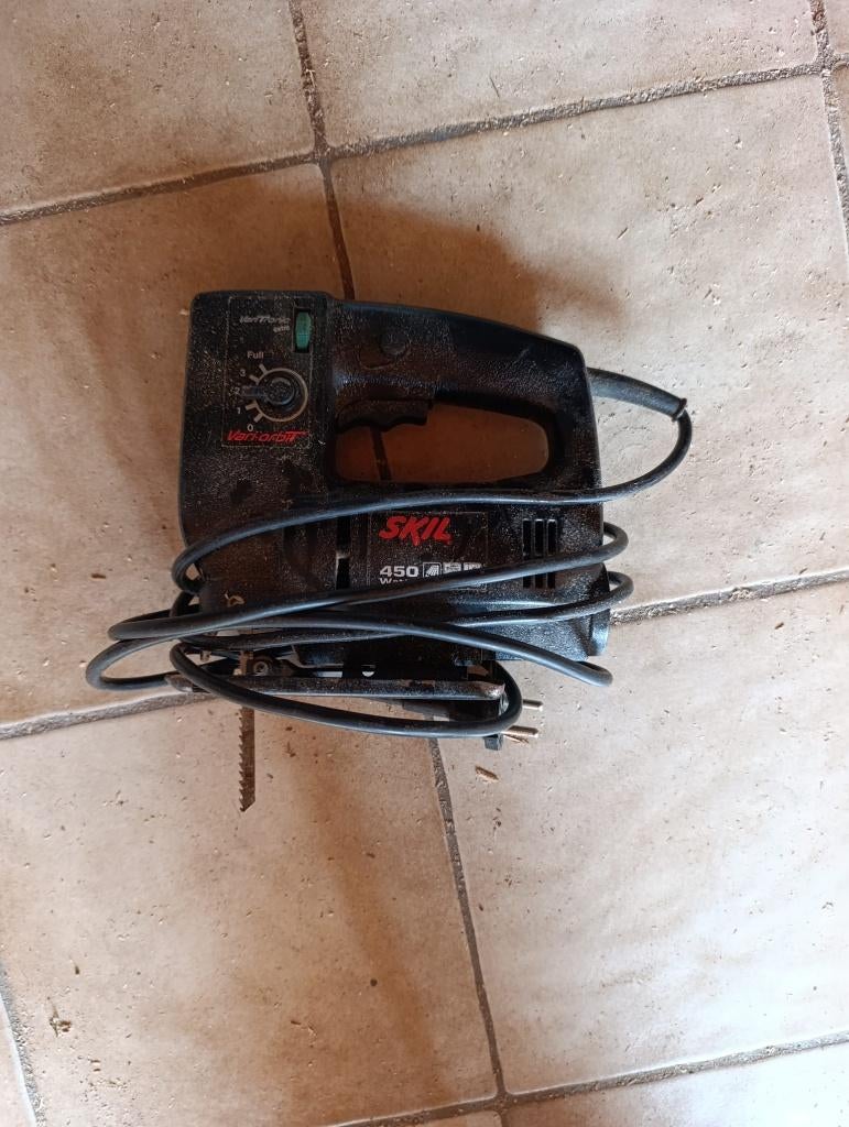 decoupeerzaag skil, Moins de 600 watts, 30 à 70 mm, Skil, Enlèvement