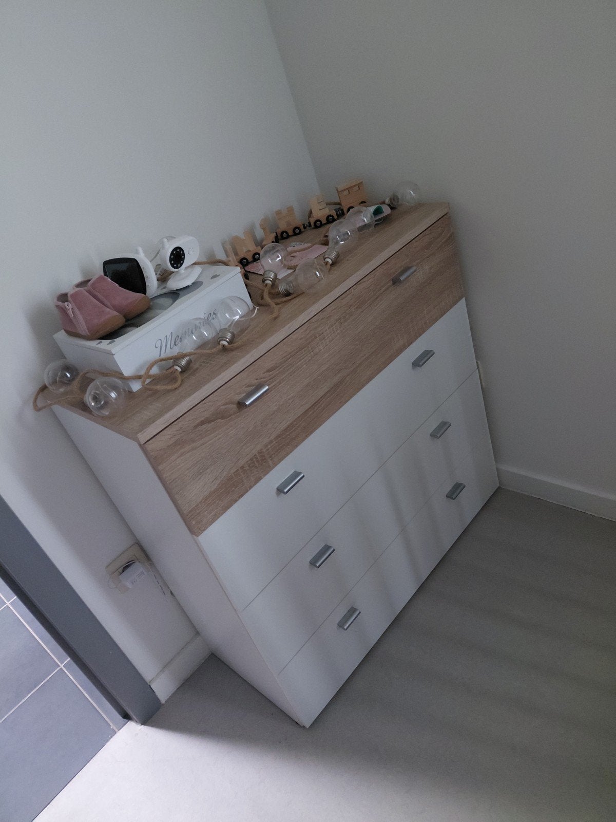 Kinderbed + commode, Kinderen en Baby's, Kinderkamer | Complete kinderkamers, Ophalen
