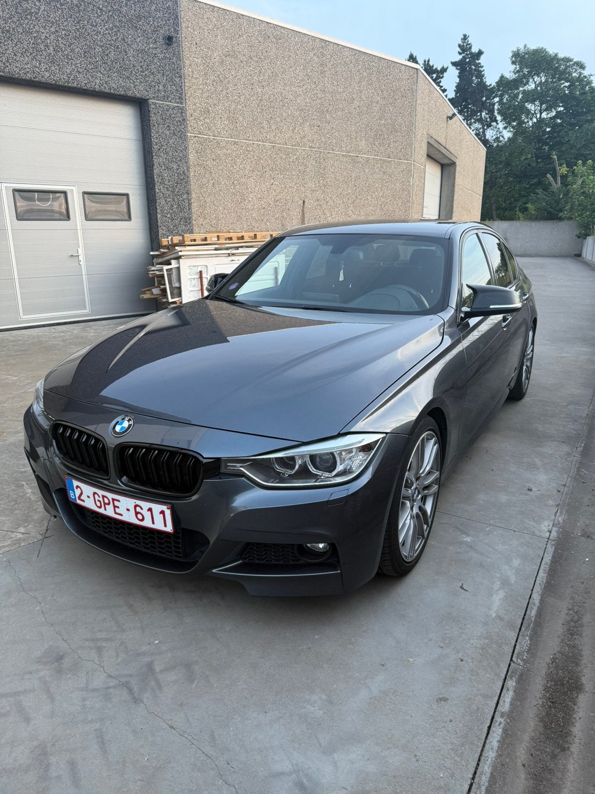 BMW 328i M-pakket, Auto's, BMW, Particulier, 3 Reeks, Android Auto, Benzine, Euro 5, Berline, 4 deurs, Handgeschakeld, Zilver of Grijs