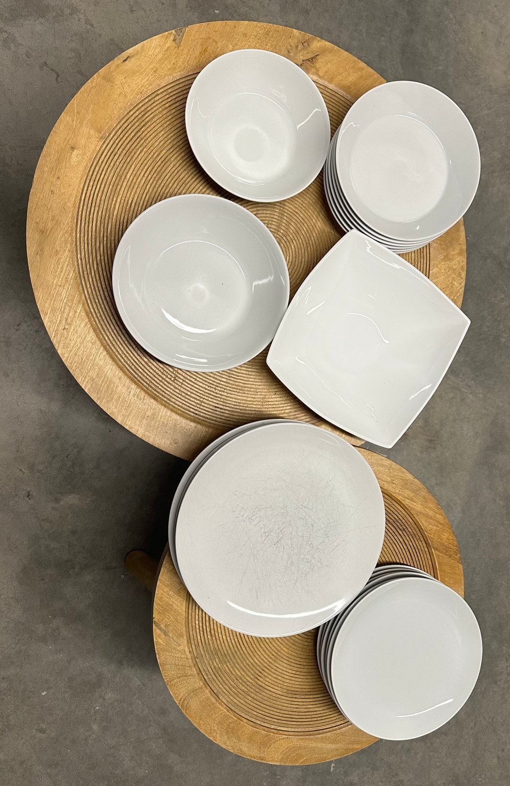 Wit servies – grote set borden en kommen – diverse stuks, Ophalen, Gebruikt, Klassiek, Bord(en)