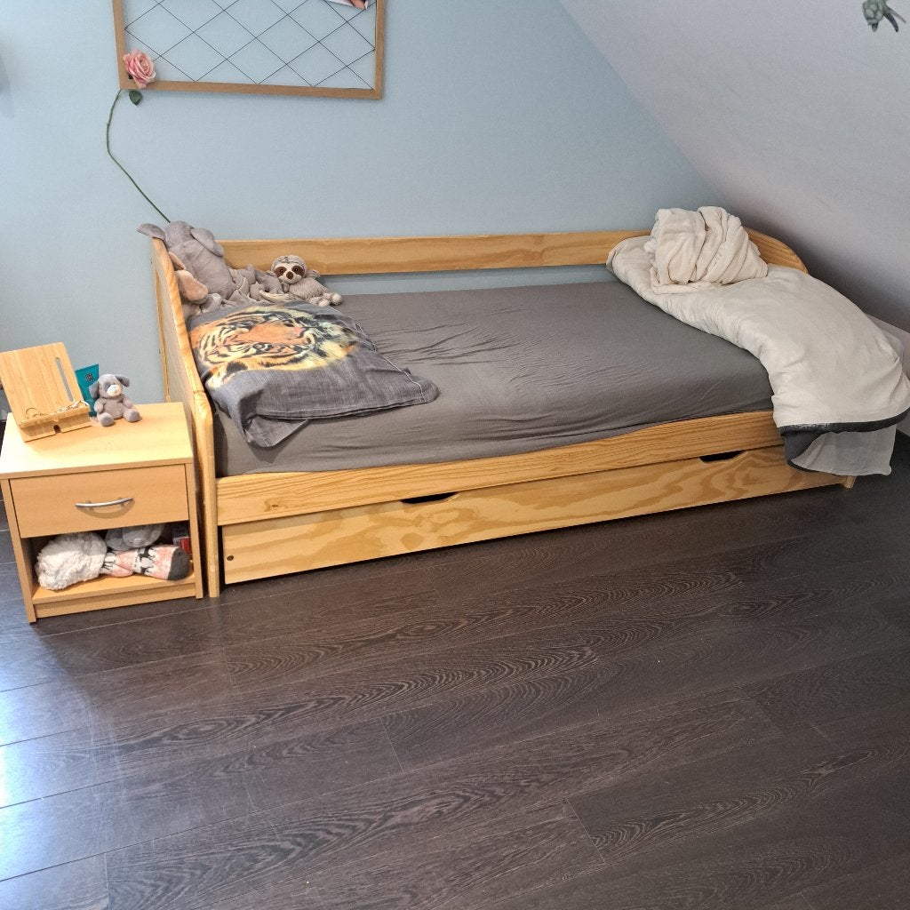 Eenpersoonsbed (met mogelijkheid op extra slaapplaats), Ophalen, Gebruikt, 90 cm, Eenpersoons