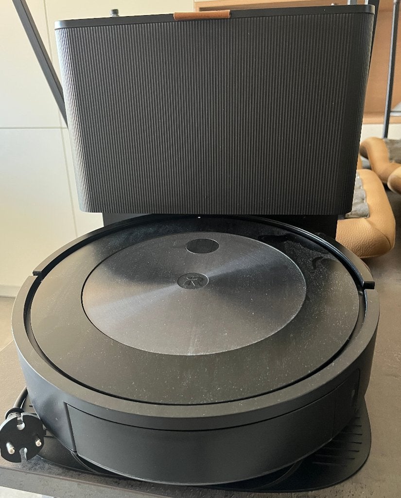 Robotstofzuiger Roomba J7+, Gebruikt, IRobot, Robotstofzuiger, Bedienbaar via app