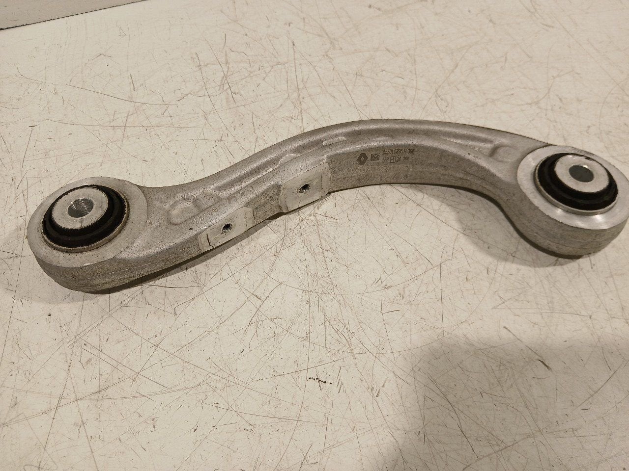 Draagarm links achter Renault Espace, Onderdelen@venauto.nl, Van der Ven Autorecycling B.V., Gebruikt, Ettenseweg 76, 4706 PB Roosendaal, The Netherlands