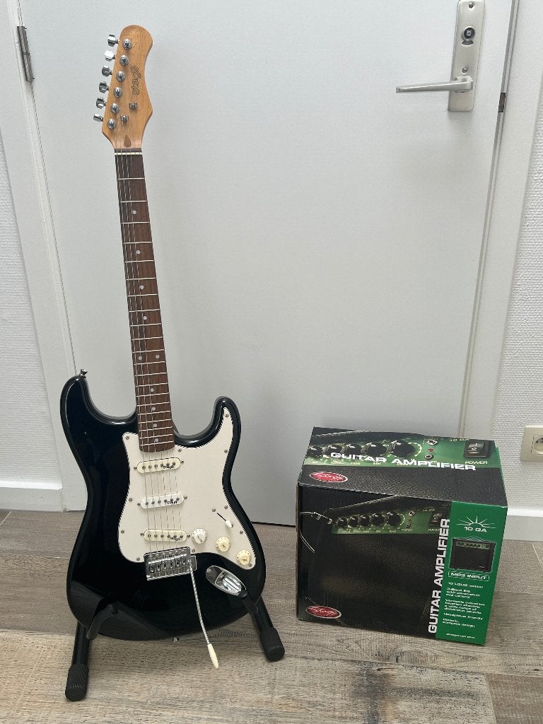 Elektrische gitaar Stagg S250-BK + versterker + staander, Enlèvement, Comme neuf, Avec ampli