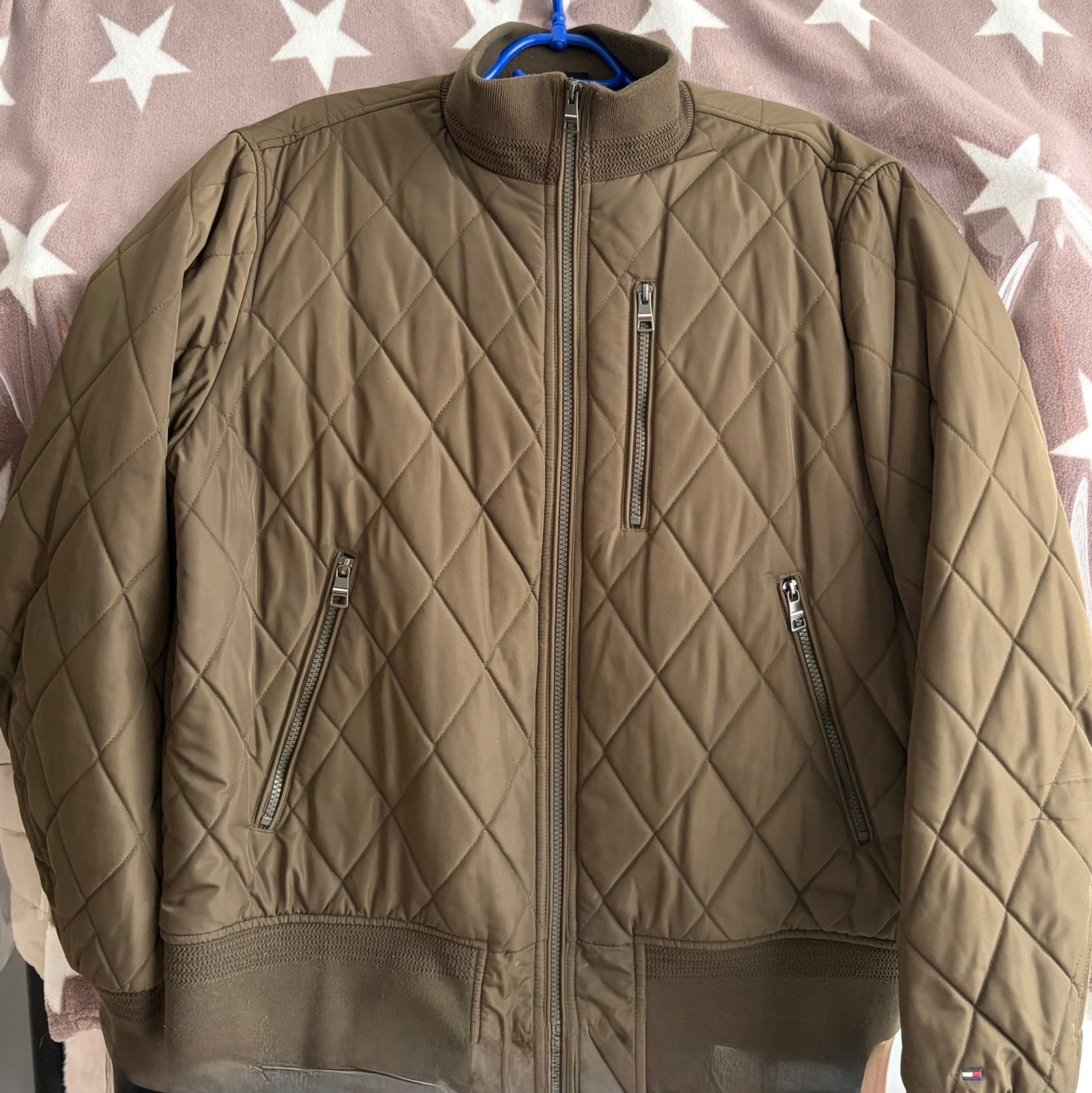 Veste Tommy Hilfiger matelassée, Enlèvement ou Envoi, Comme neuf, Autres tailles, Autres couleurs