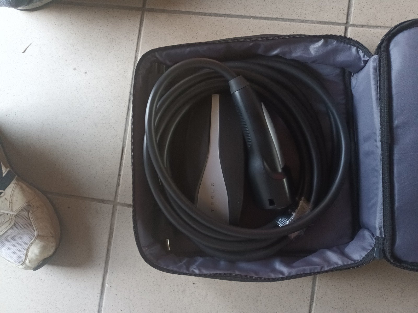 Tesla model 3 oplaadkabel voor thuis .et y en s en x