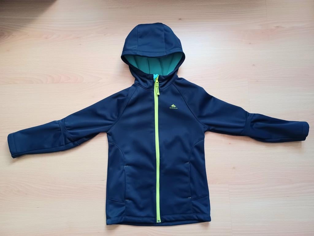 Softshell jas met kap Quechua Decathlon maat 110-116, Ophalen, Jongen of Meisje, Zo goed als nieuw, Quechua, Decathlon