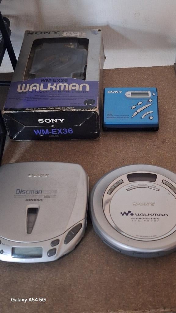 Lot Walkman Sony, 2 discman, mini disc a tester ou réparer., TV, Hi-fi & Vidéo, Enlèvement, Discman