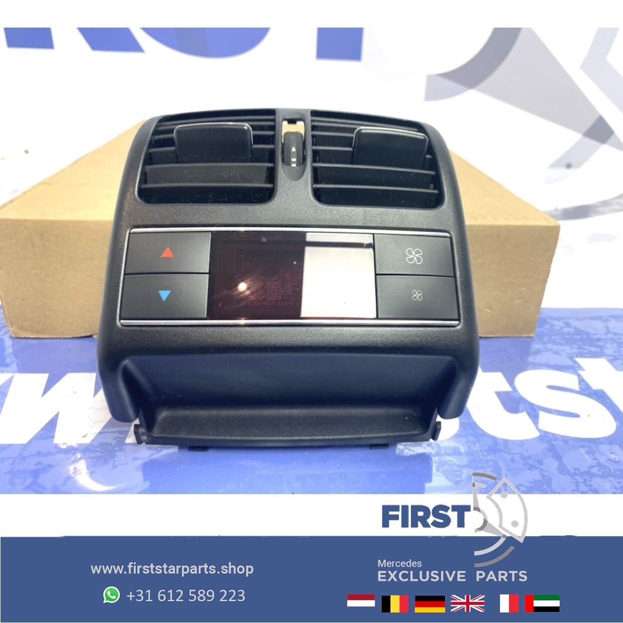 W204 DIGITALE KACHEL BEDIENING ACHTER origineel Mercedes C K, Utilisé, -, -, Enlèvement ou Envoi