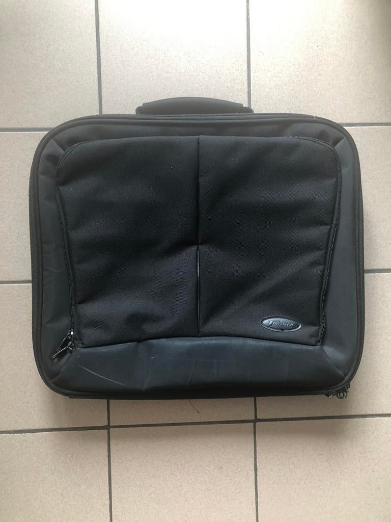 Zwarte laptoptas  15 inch, Computers en Software, Laptoptassen, Ophalen, 15 inch, Zo goed als nieuw